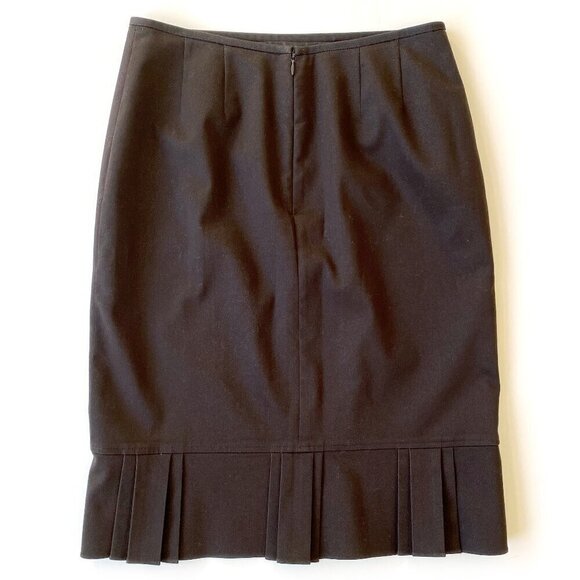 Tahari Brown Pencil Skirt w/ Pleated Hem Size 4 - Picture 2 of 8
